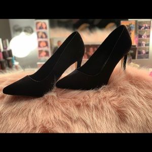 Black velvet Stilettos